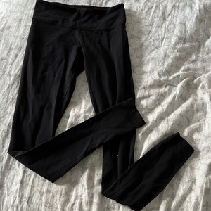 Lululemon leggings size 4